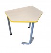 CI124K.3.2.7.1 Vienvietīgs skolas galds darbam grupās ar lokveida kāju balstu, ar 5 stūru galda virsmu, 5.augstuma grupa (bērniem ar augumu 146-176,5 cm)